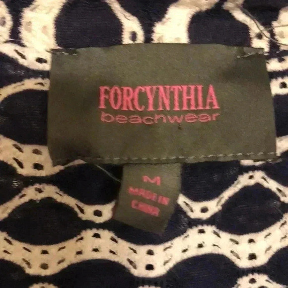 Forcynthia swimwear cover up. - Picture 4 of 8